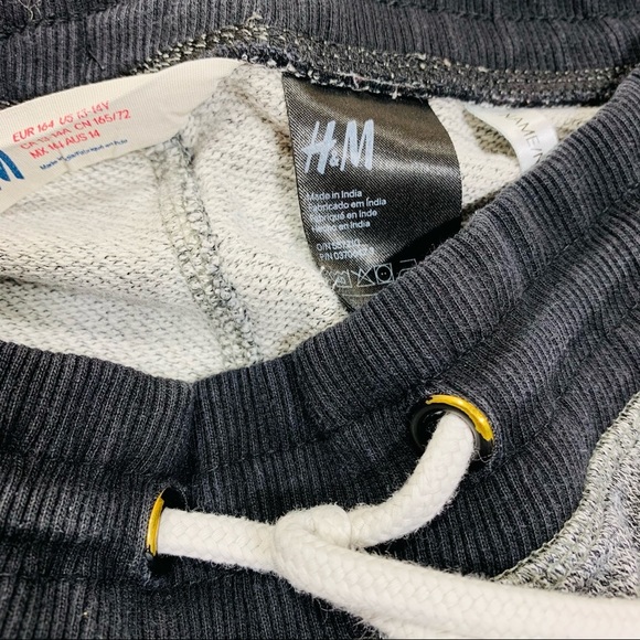 H&M boy’s 13-14Y shorts - Picture 3 of 4